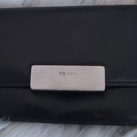 Prada leather keyholder compact VGUC - Picture 2 of 14